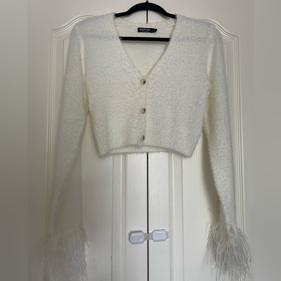 Nasty Gal Feather Cuff Cardigan size Small - Picture 4 of 5